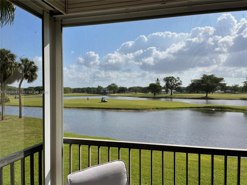 3150 W Rolling Hills Cir #201 Davie, FL 33328