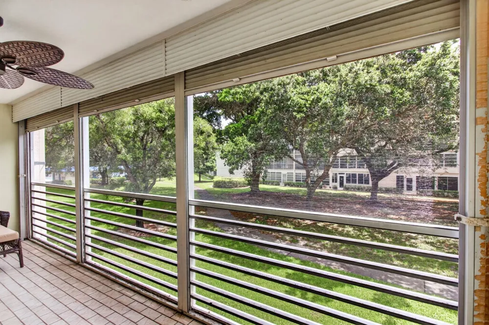 2201 Lucaya Bend #M2 Coconut Creek, FL 33066