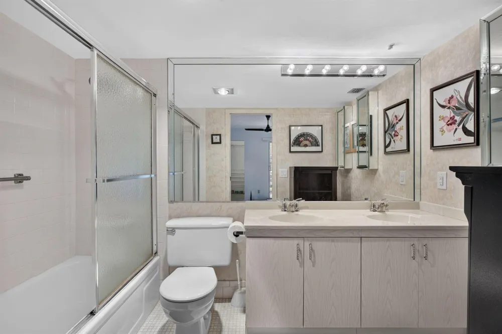 2201 Lucaya Bend #M2 Coconut Creek, FL 33066