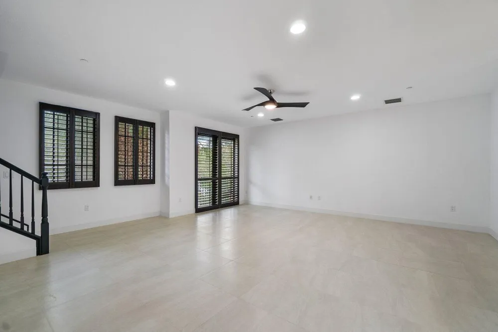 4886 NW 16TH AVENUE Boca Raton, FL 33431
