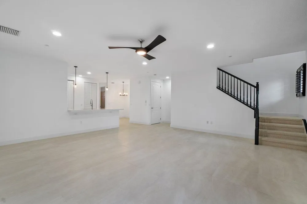 4886 NW 16TH AVENUE Boca Raton, FL 33431