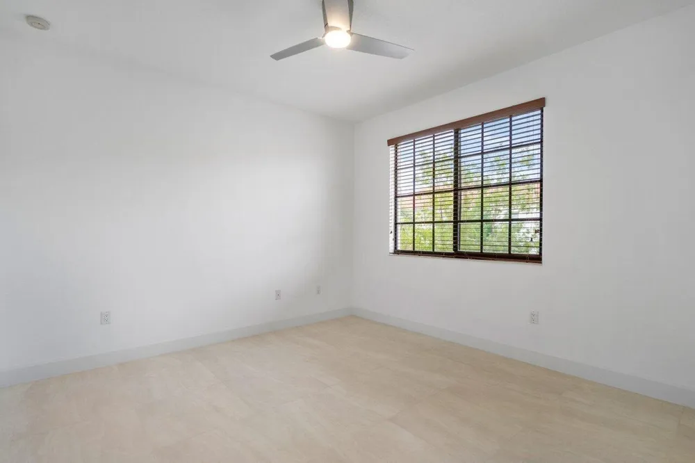4886 NW 16TH AVENUE Boca Raton, FL 33431