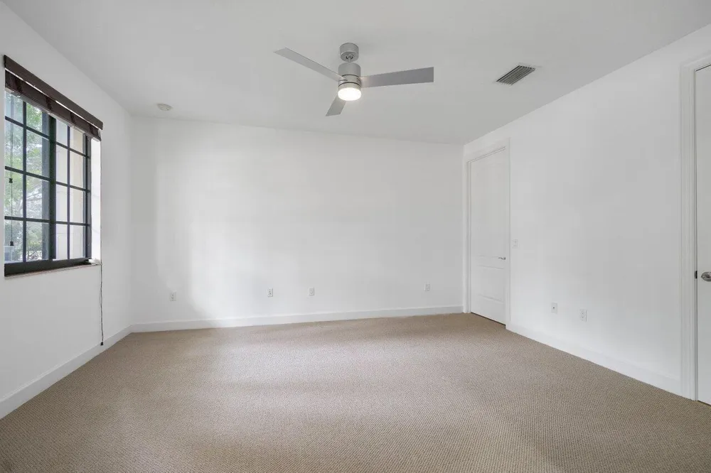4886 NW 16TH AVENUE Boca Raton, FL 33431