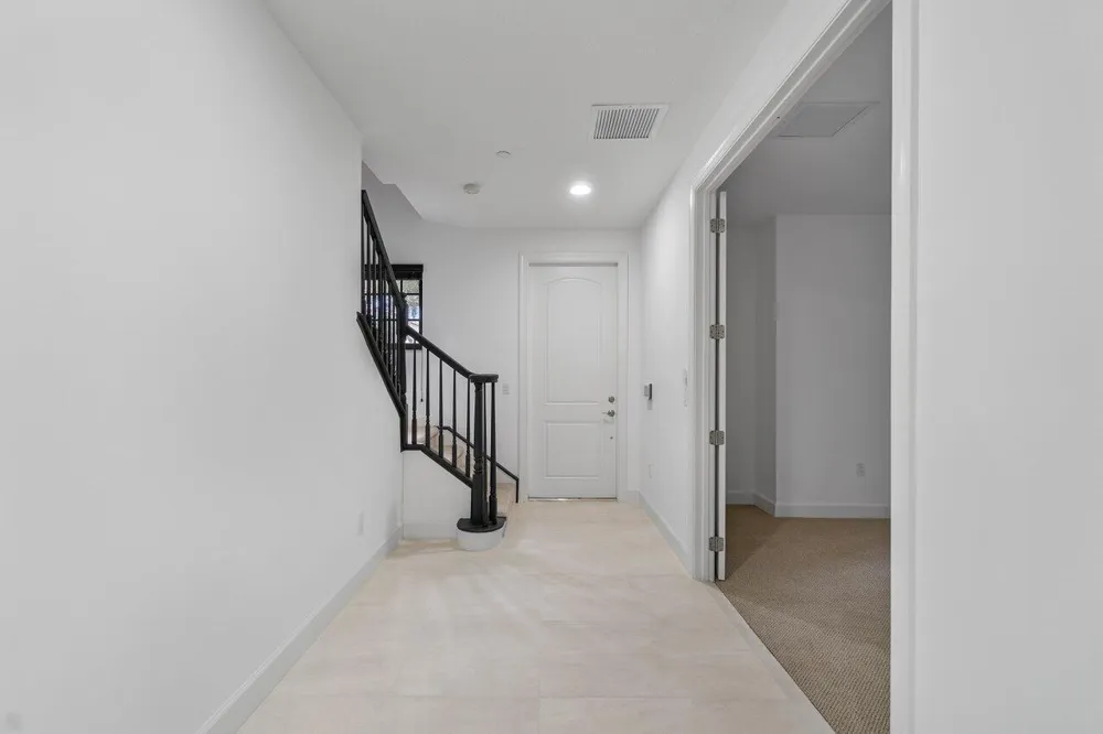 4886 NW 16TH AVENUE Boca Raton, FL 33431