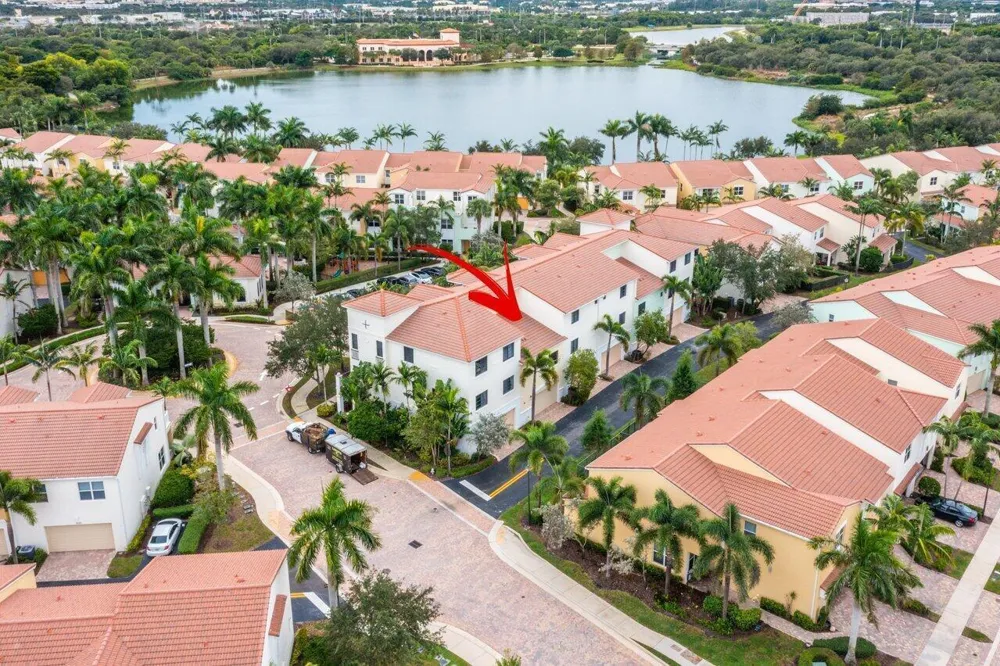 4886 NW 16TH AVENUE Boca Raton, FL 33431