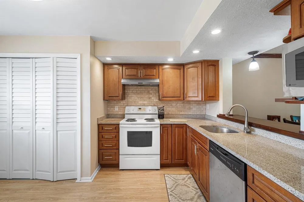 7610 NW 18th Street #102 Margate, FL 33063