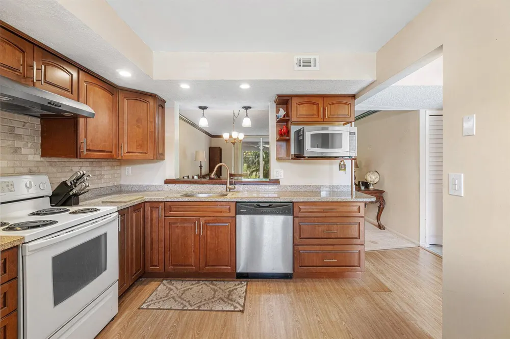 7610 NW 18th Street #102 Margate, FL 33063