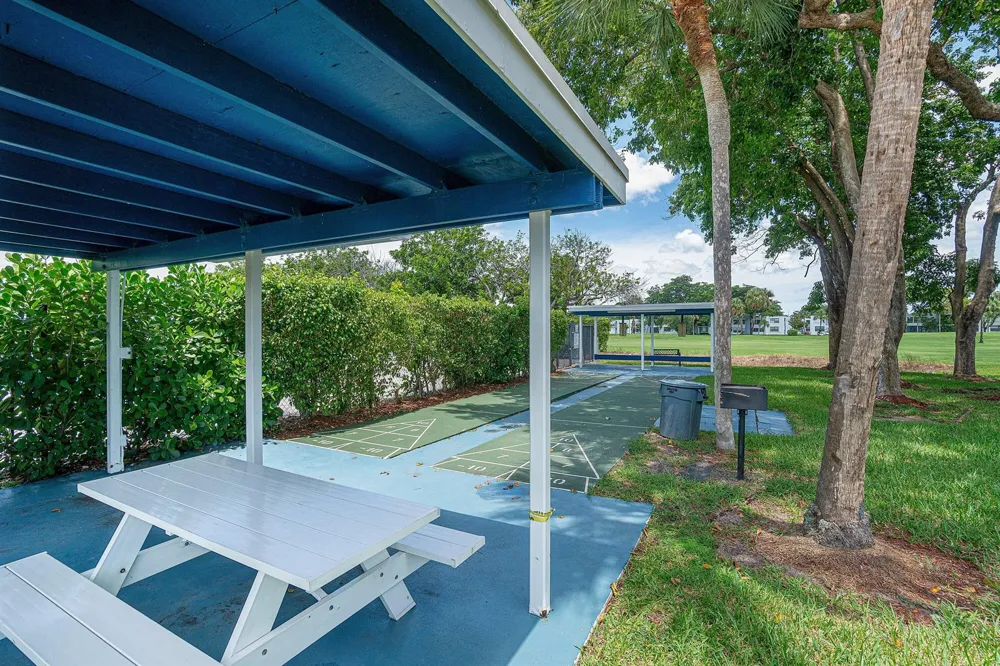 7610 NW 18th Street #102 Margate, FL 33063
