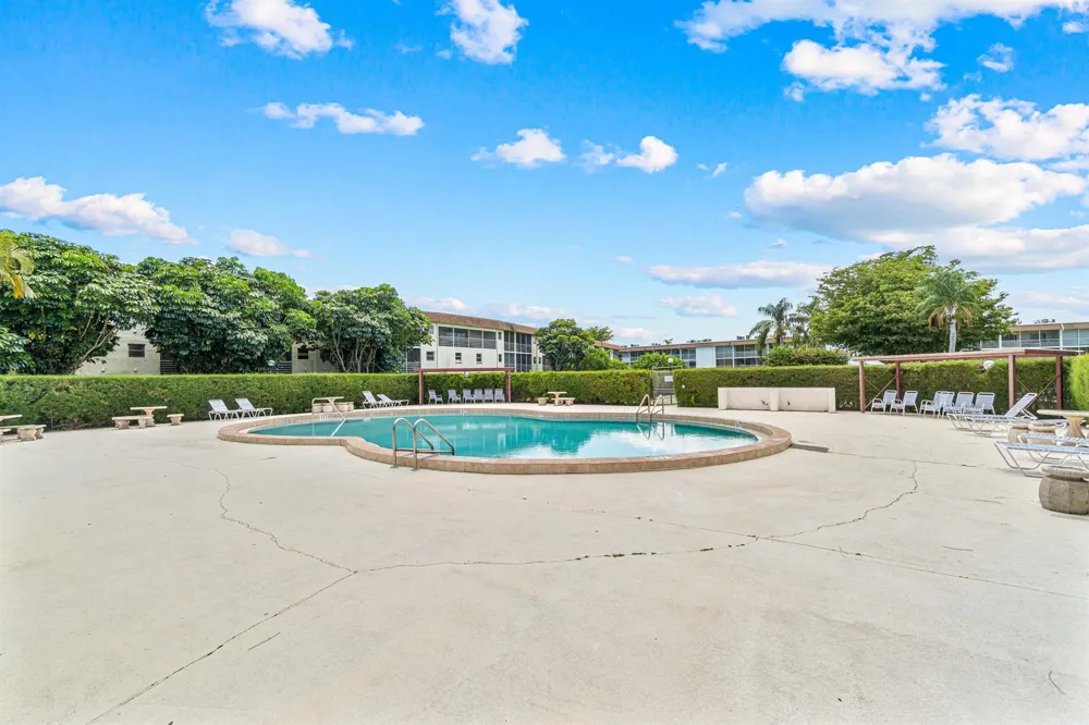 7610 NW 18th Street #102 Margate, FL 33063