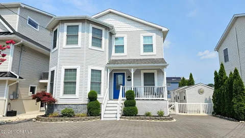 24 Dorothy Drive