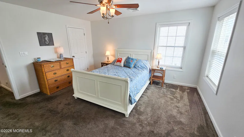 24 Dorothy Drive Manahawkin, NJ 08050