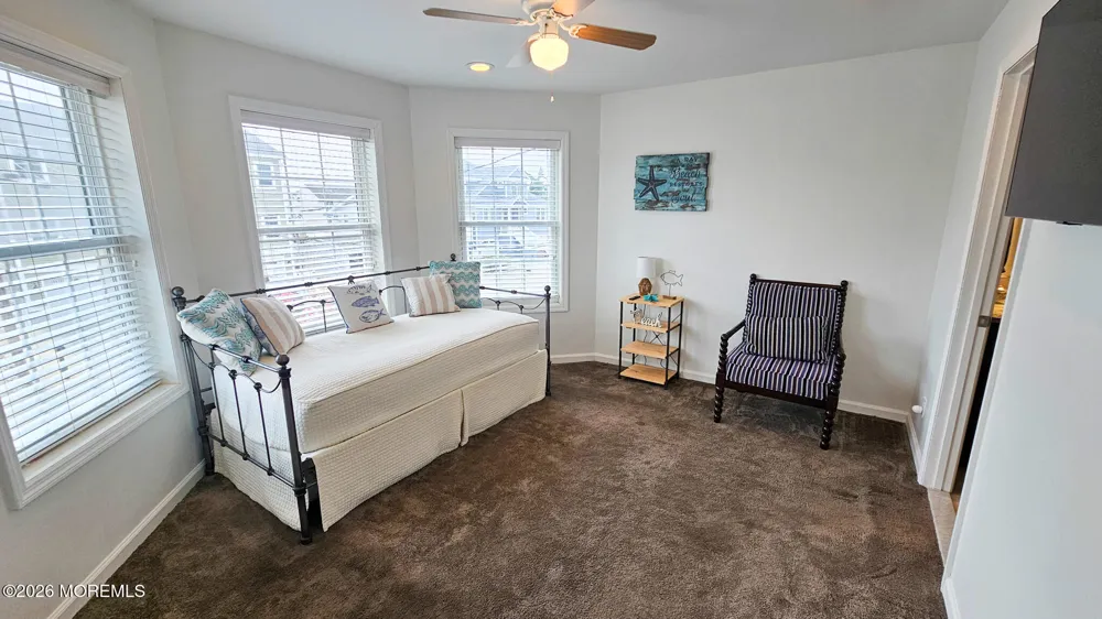 24 Dorothy Drive Manahawkin, NJ 08050