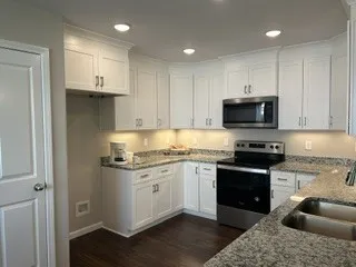357 Oak Glen Dr Smithville, TN 37166
