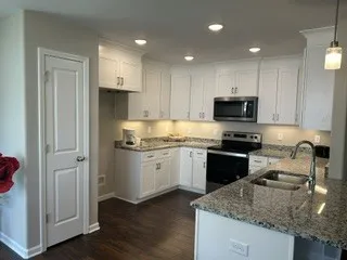 357 Oak Glen Dr Smithville, TN 37166