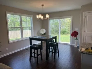 357 Oak Glen Dr Smithville, TN 37166