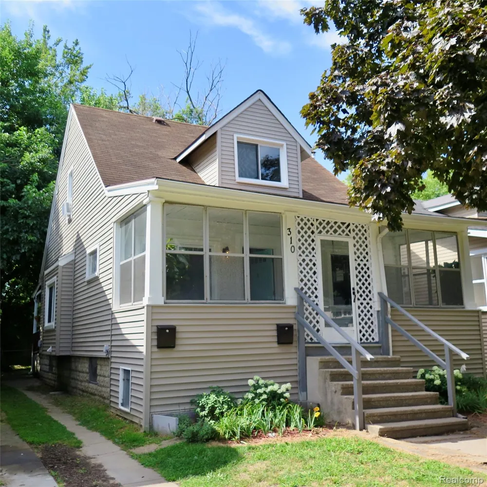 310 College Street Ferndale City, MI 48220