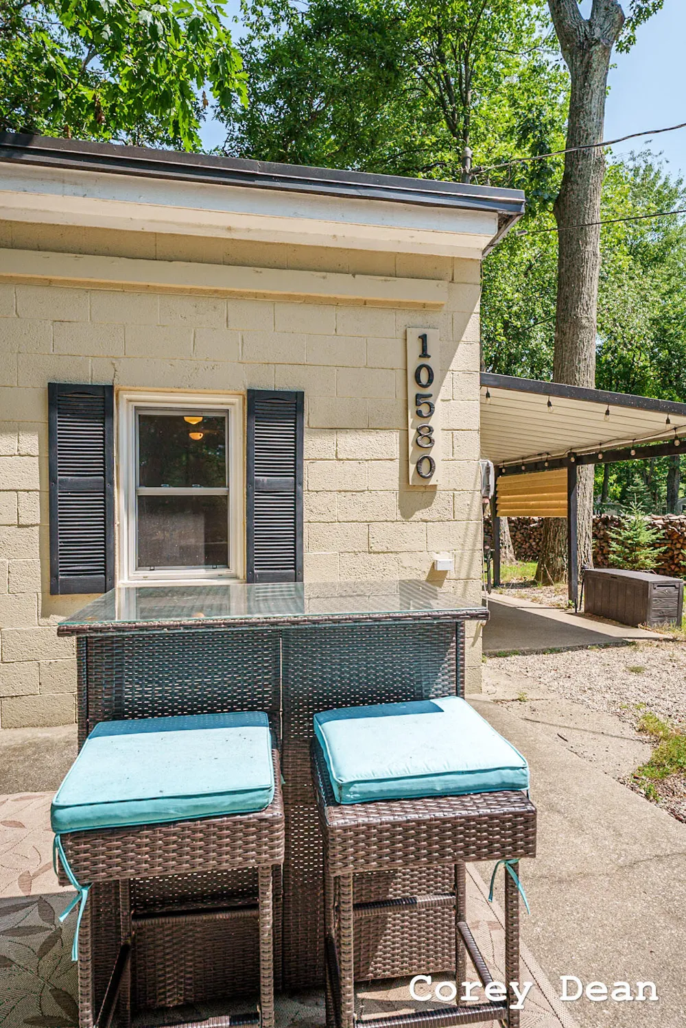 10580 Round Lake Drive Morton Township, MI 49332