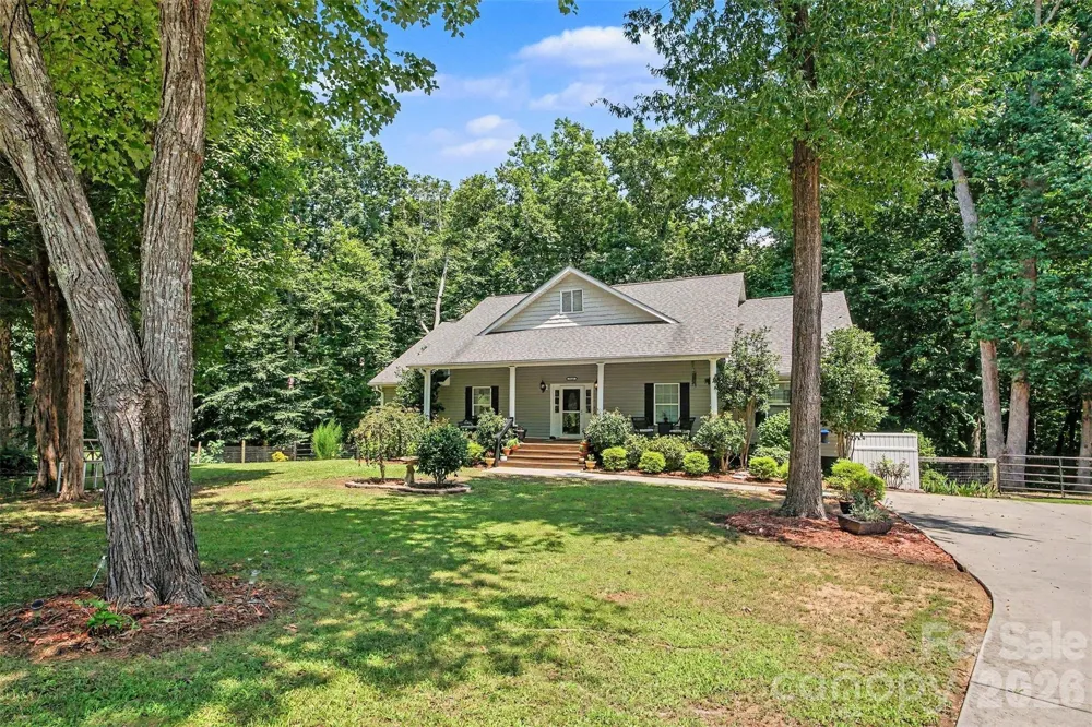 8446 Aqua Lane Kannapolis, NC 28081