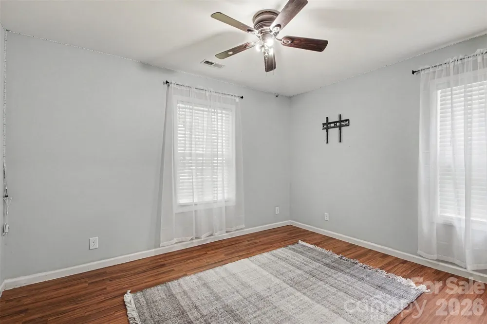 8446 Aqua Lane Kannapolis, NC 28081
