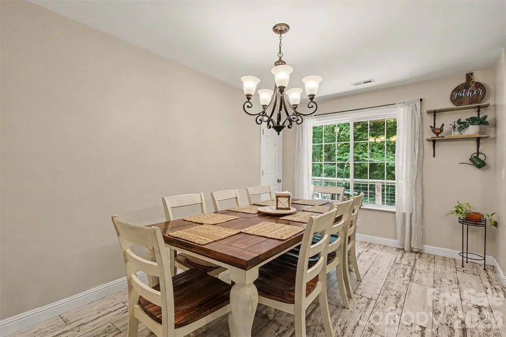 8446 Aqua Lane Kannapolis, NC 28081