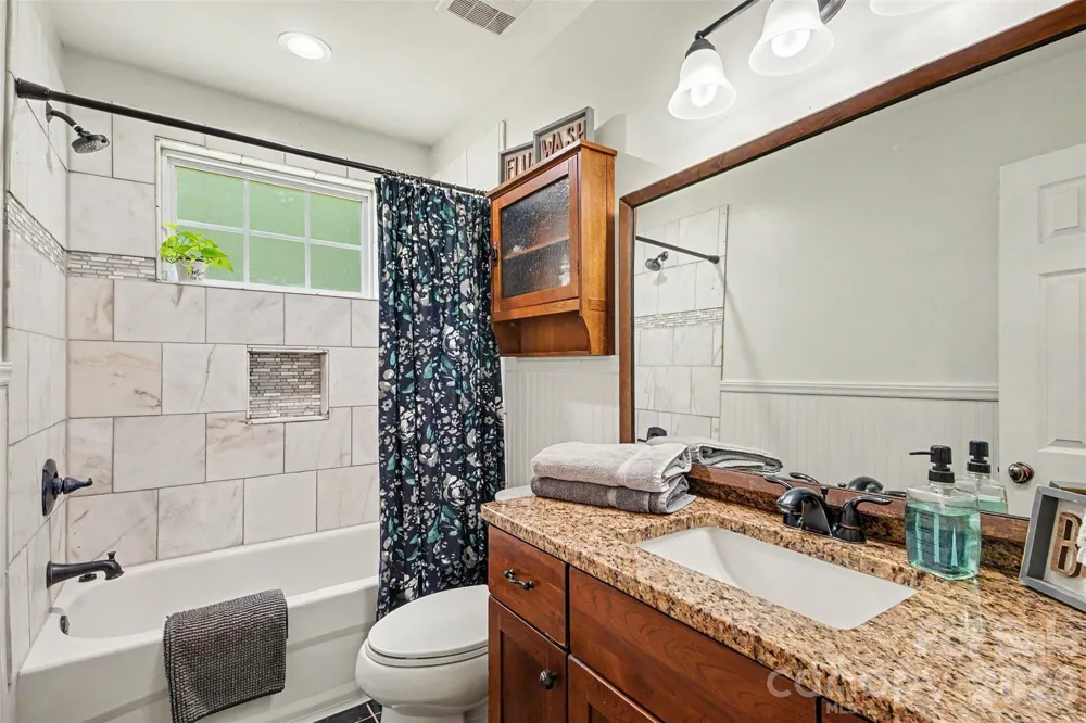 8446 Aqua Lane Kannapolis, NC 28081