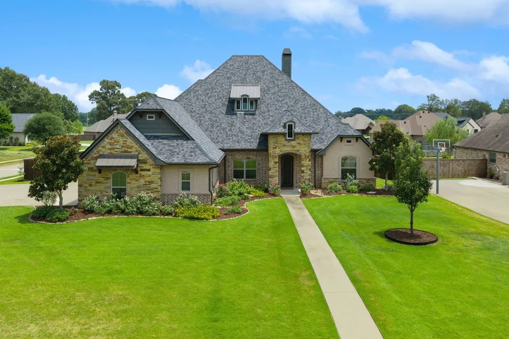 115 Circle Club Lane Longview, TX 75602