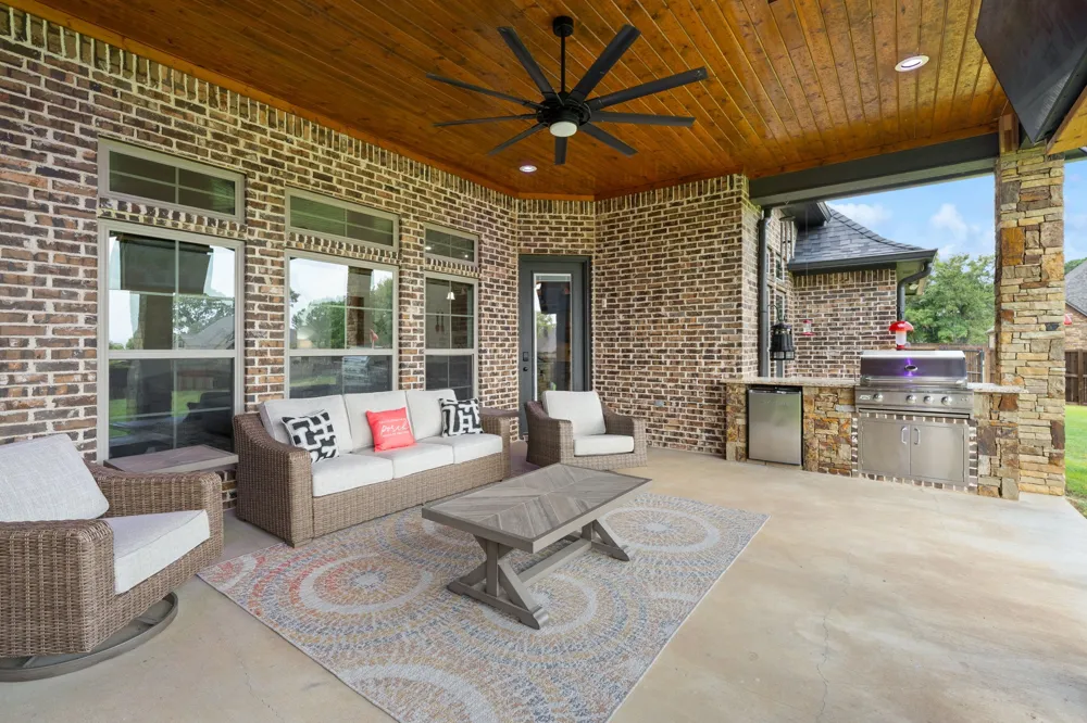 115 Circle Club Lane Longview, TX 75602