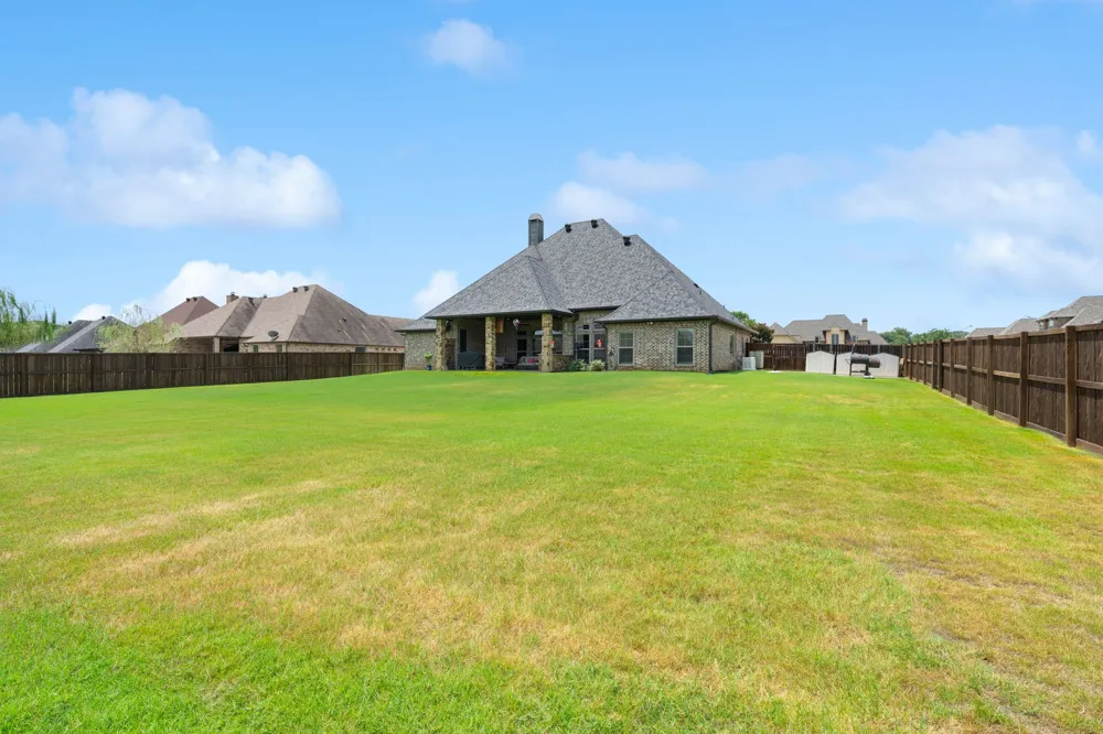 115 Circle Club Lane Longview, TX 75602