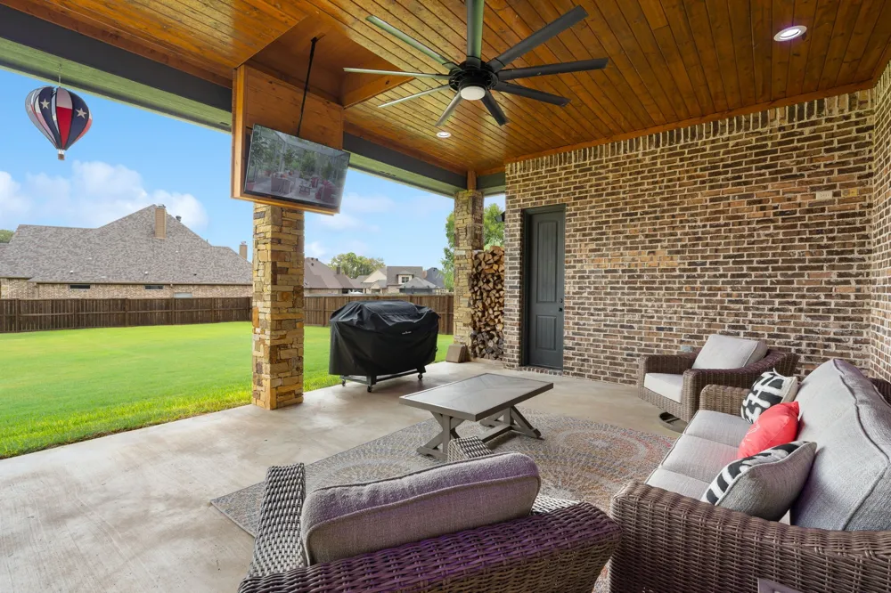 115 Circle Club Lane Longview, TX 75602