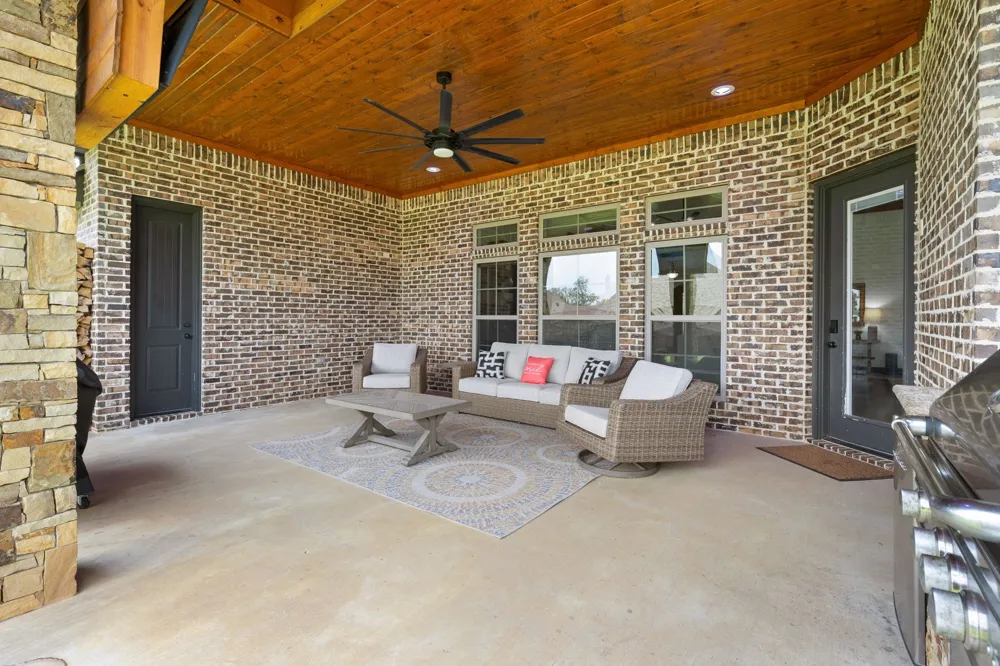 115 Circle Club Lane Longview, TX 75602