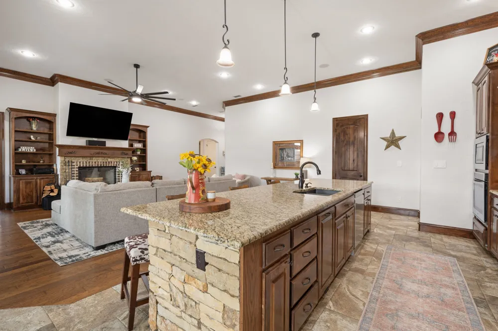 115 Circle Club Lane Longview, TX 75602
