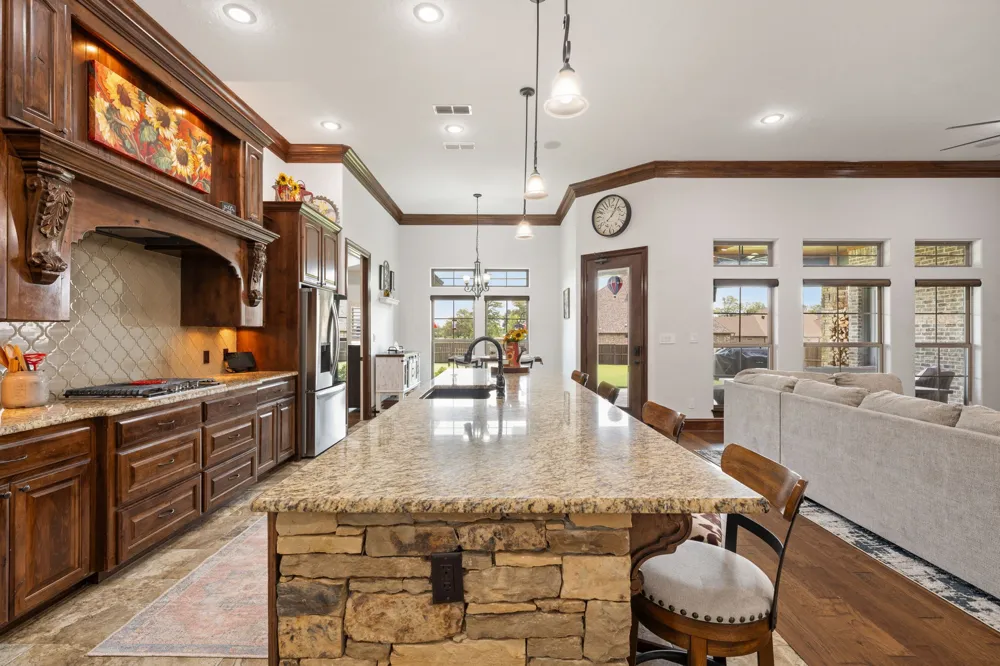 115 Circle Club Lane Longview, TX 75602