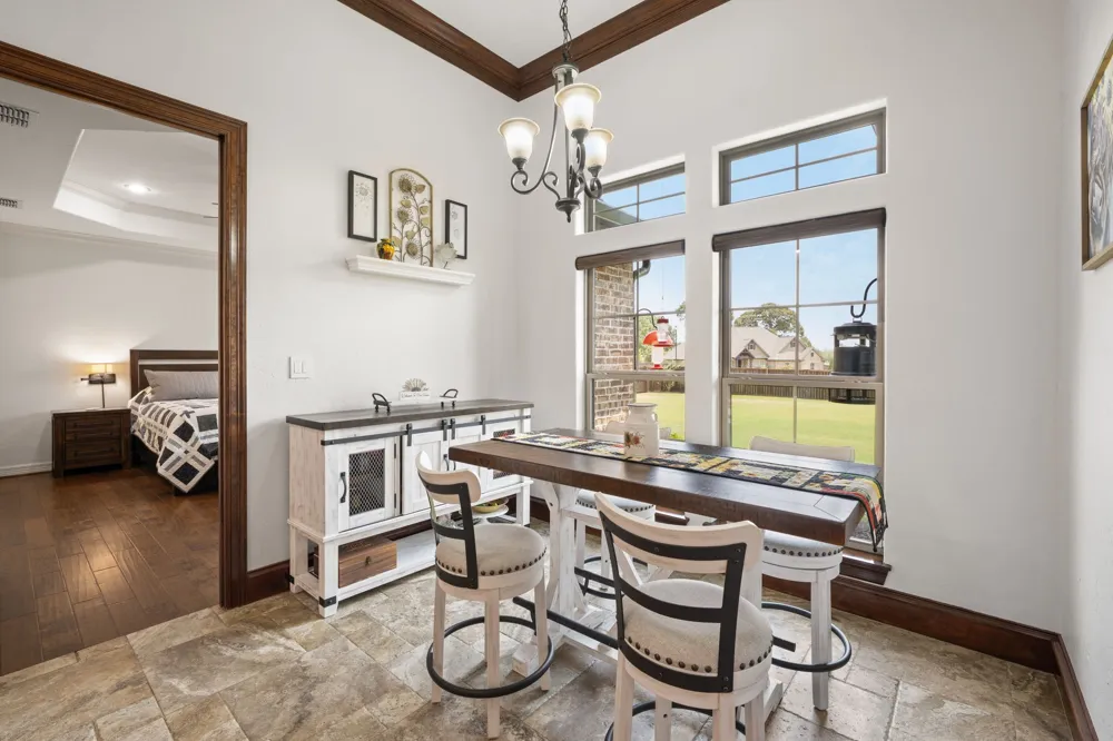 115 Circle Club Lane Longview, TX 75602