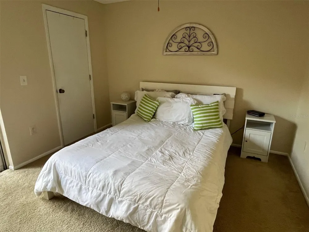 670 GREEN VALLEY ROAD #F5 Palm Harbor, FL 34683