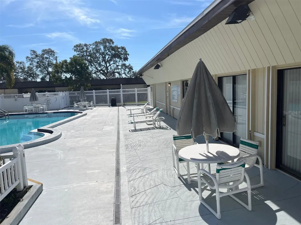670 GREEN VALLEY ROAD #F5 Palm Harbor, FL 34683