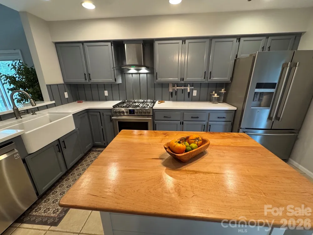 501 Independence Trail Morganton, NC 28655
