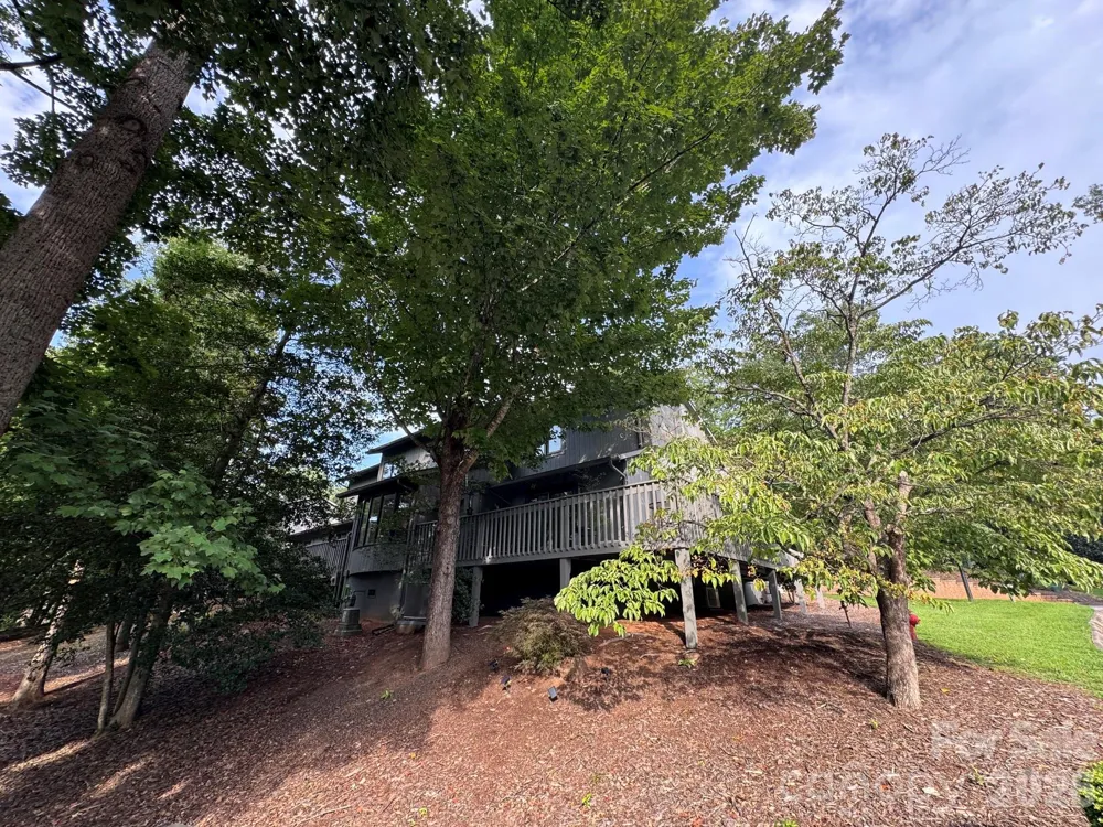 501 Independence Trail Morganton, NC 28655