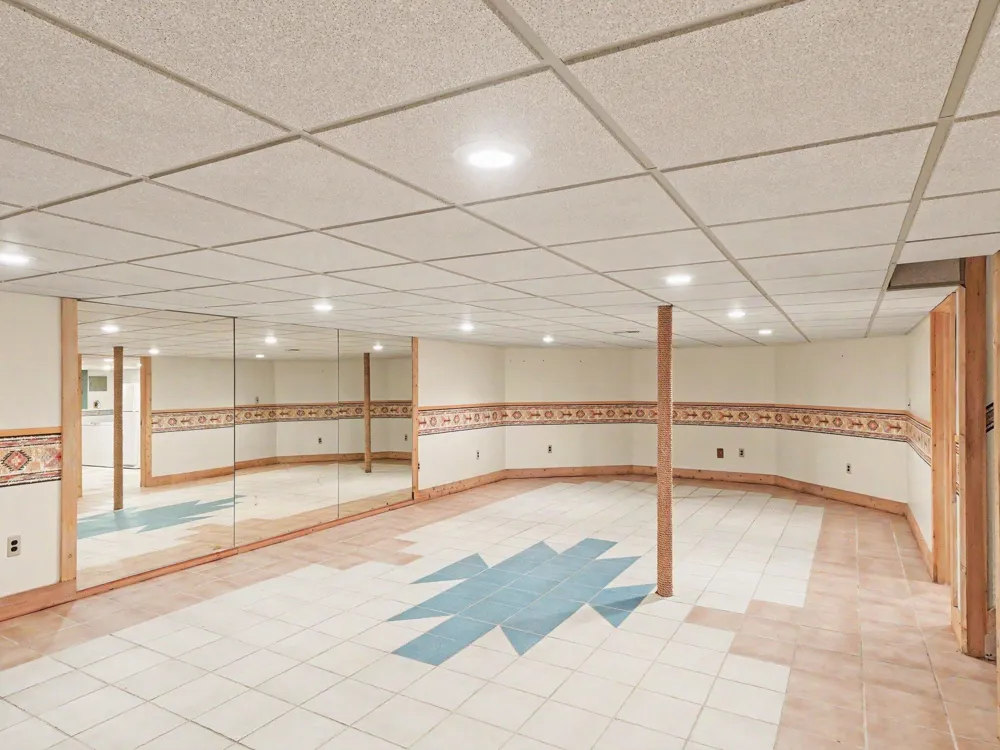10599 Fleming Road Dexter, MI 48130