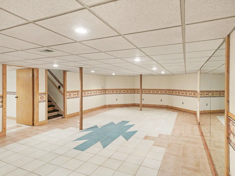 10599 Fleming Road Dexter, MI 48130