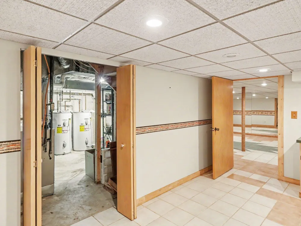 10599 Fleming Road Dexter, MI 48130