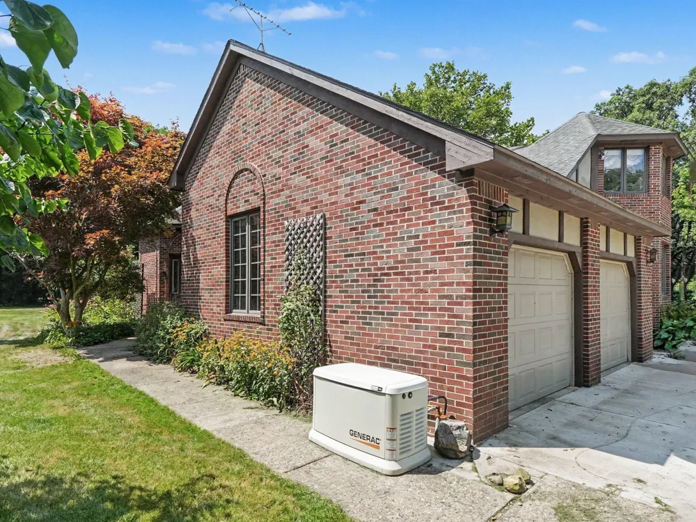 10599 Fleming Road Dexter, MI 48130