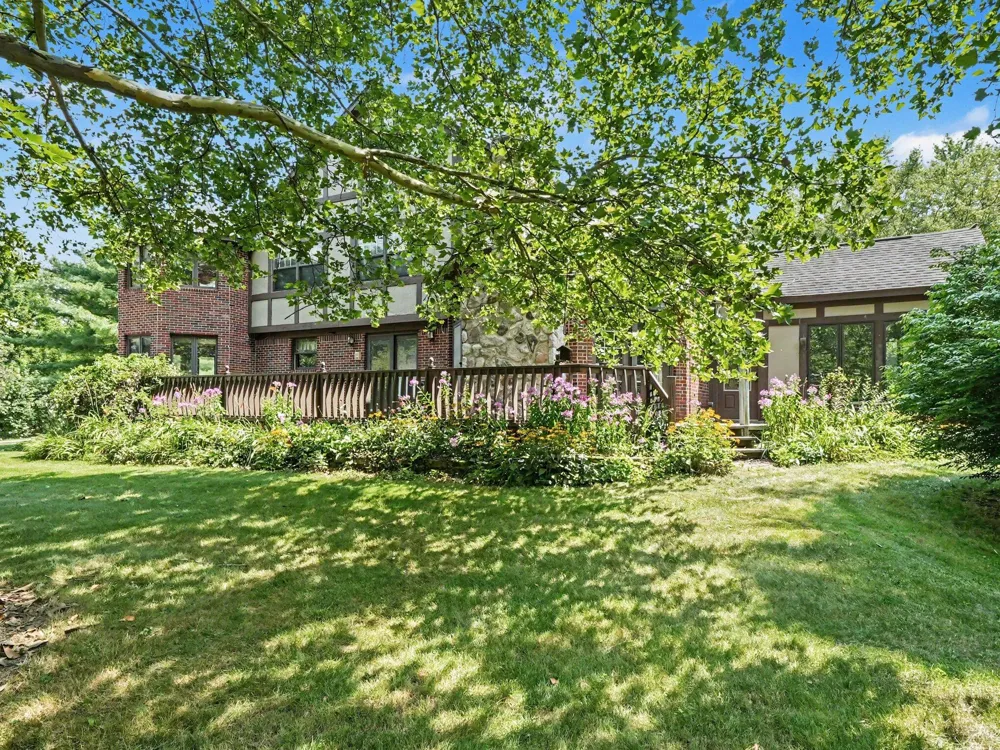 10599 Fleming Road Dexter, MI 48130