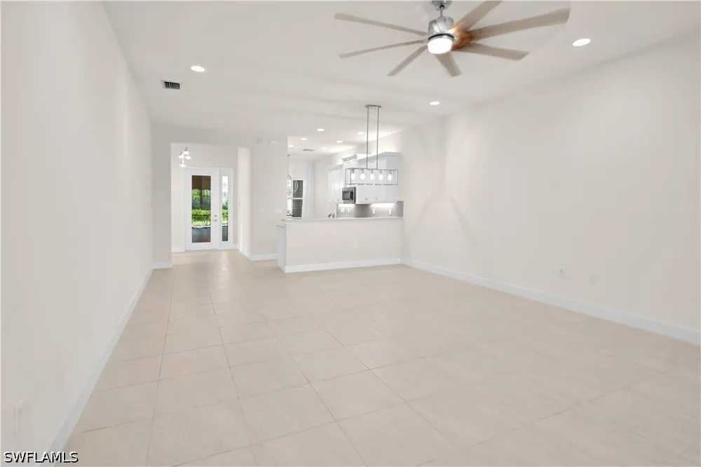 Molise Place Bonita Springs, FL 34135