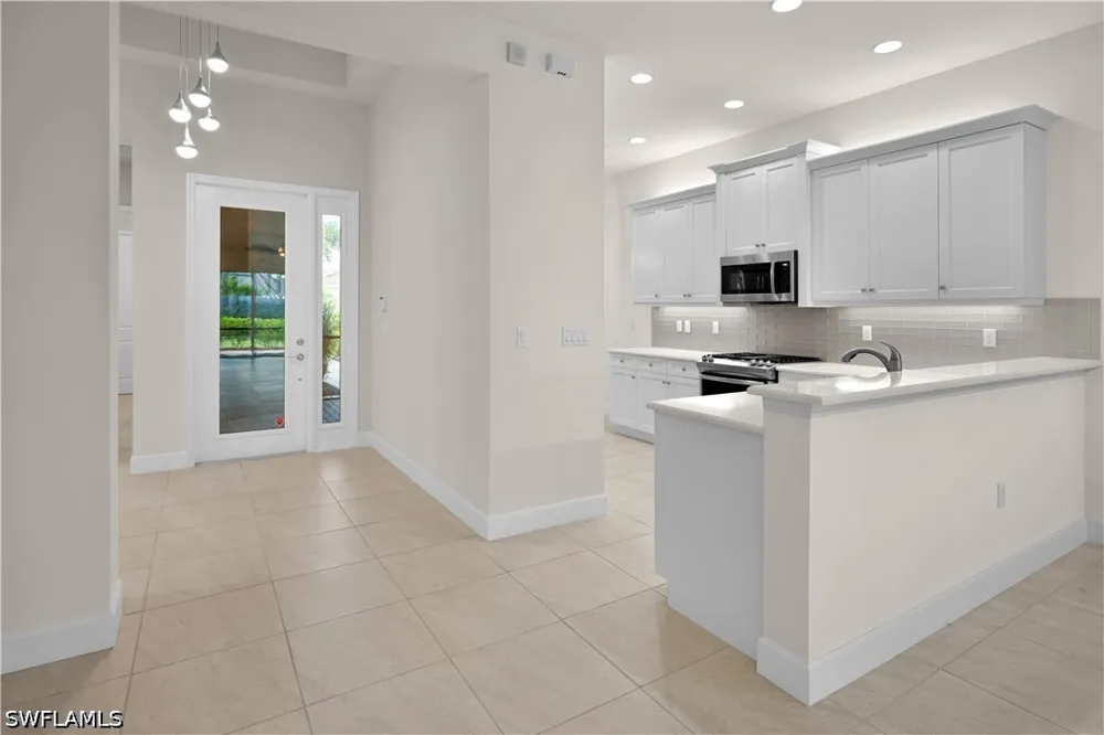 Molise Place Bonita Springs, FL 34135
