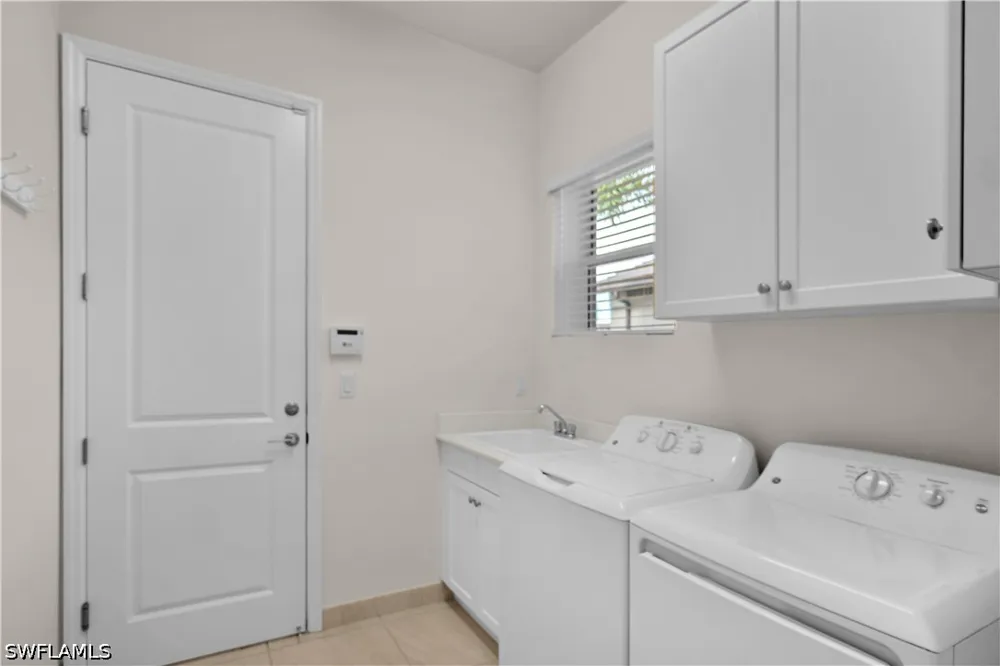 Molise Place Bonita Springs, FL 34135