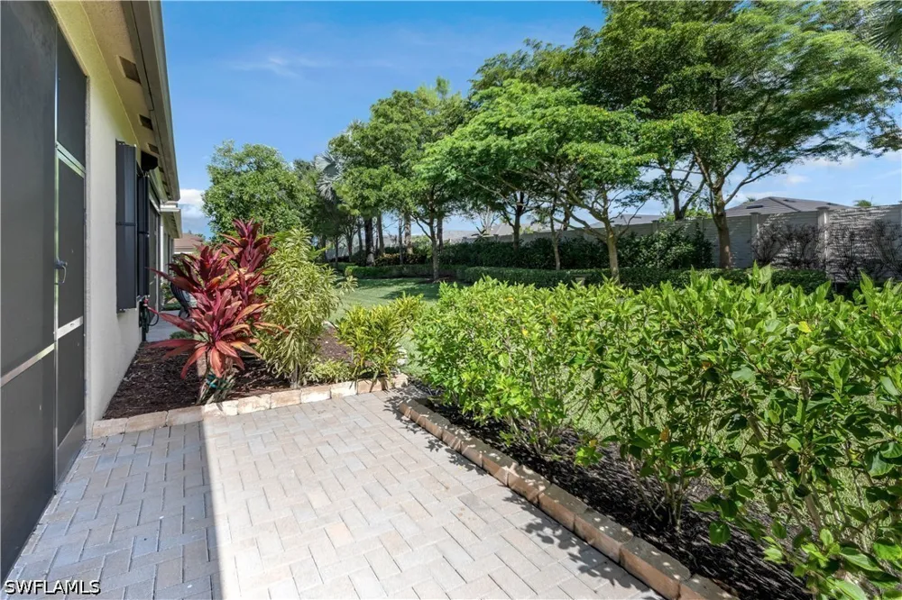 Molise Place Bonita Springs, FL 34135