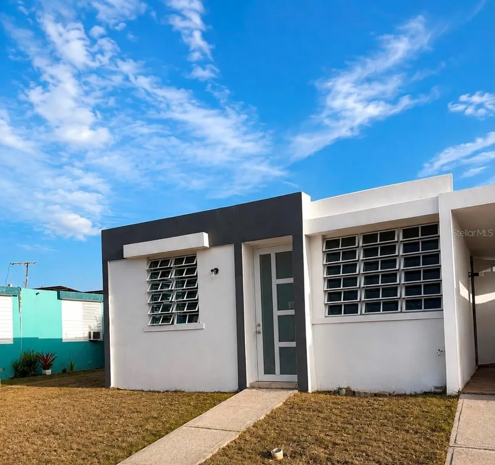 H150 CALLE JUGUILLA URB HACIENDA GUAMANI Guayama, PR 00784