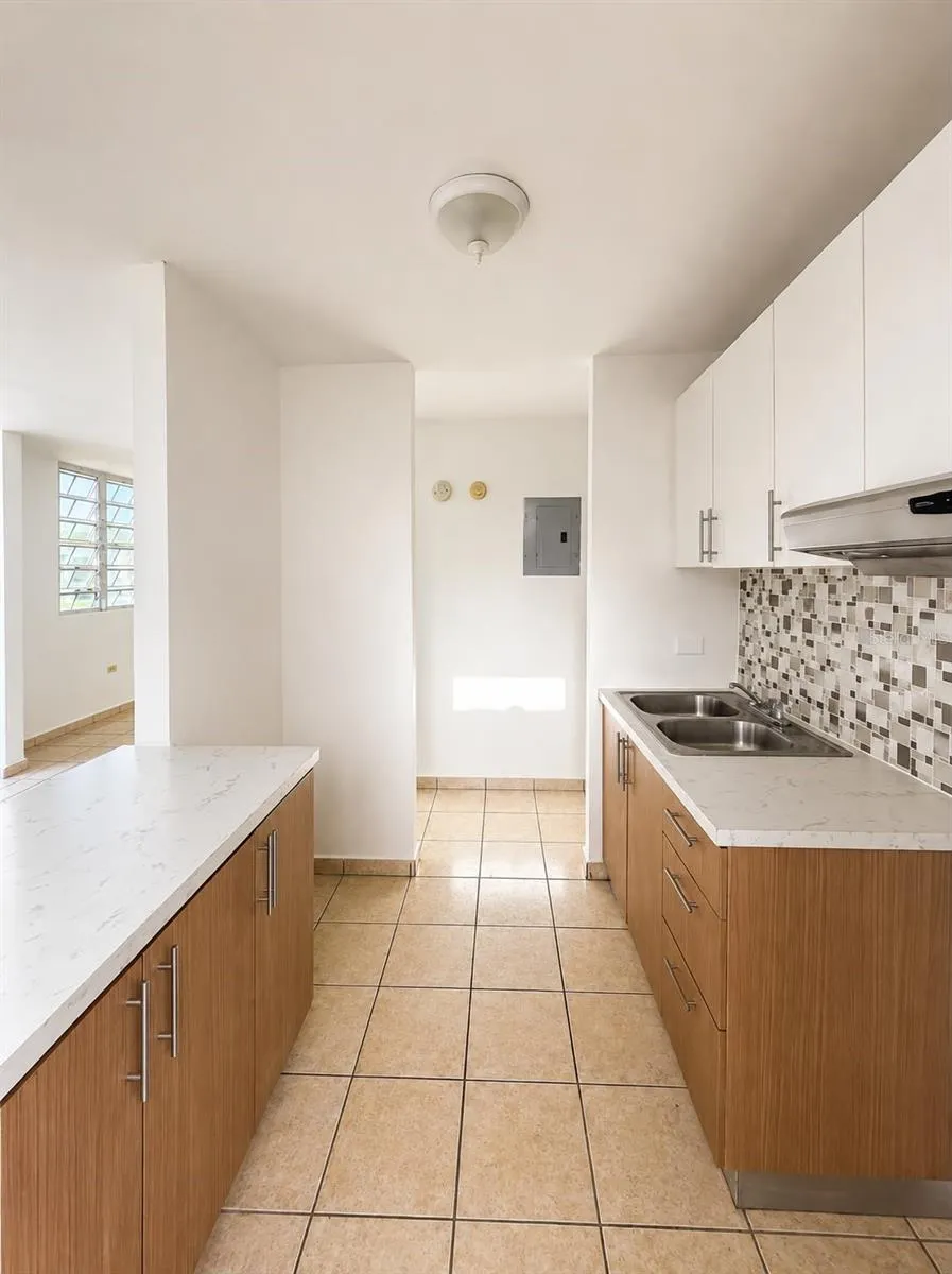 H150 CALLE JUGUILLA URB HACIENDA GUAMANI Guayama, PR 00784