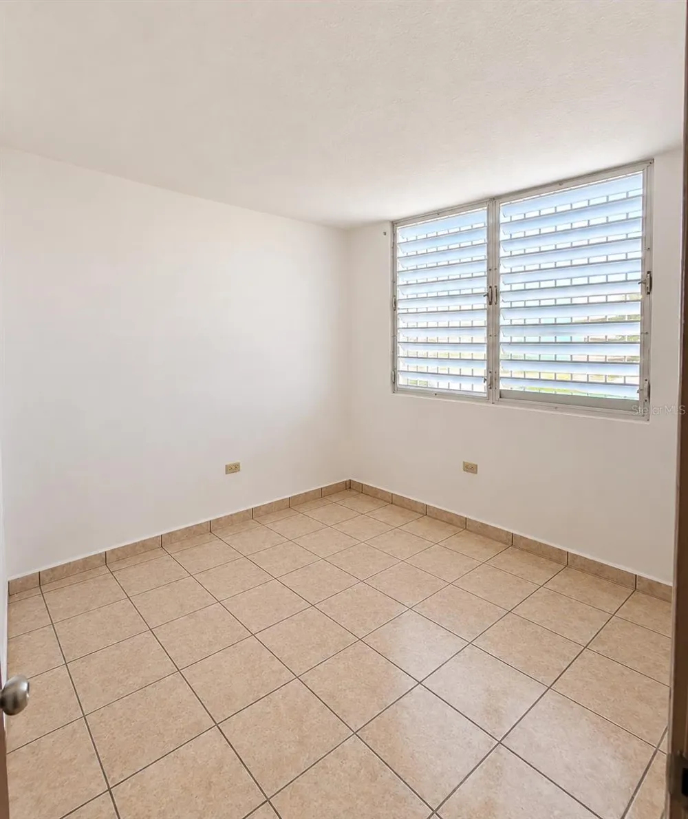 H150 CALLE JUGUILLA URB HACIENDA GUAMANI Guayama, PR 00784