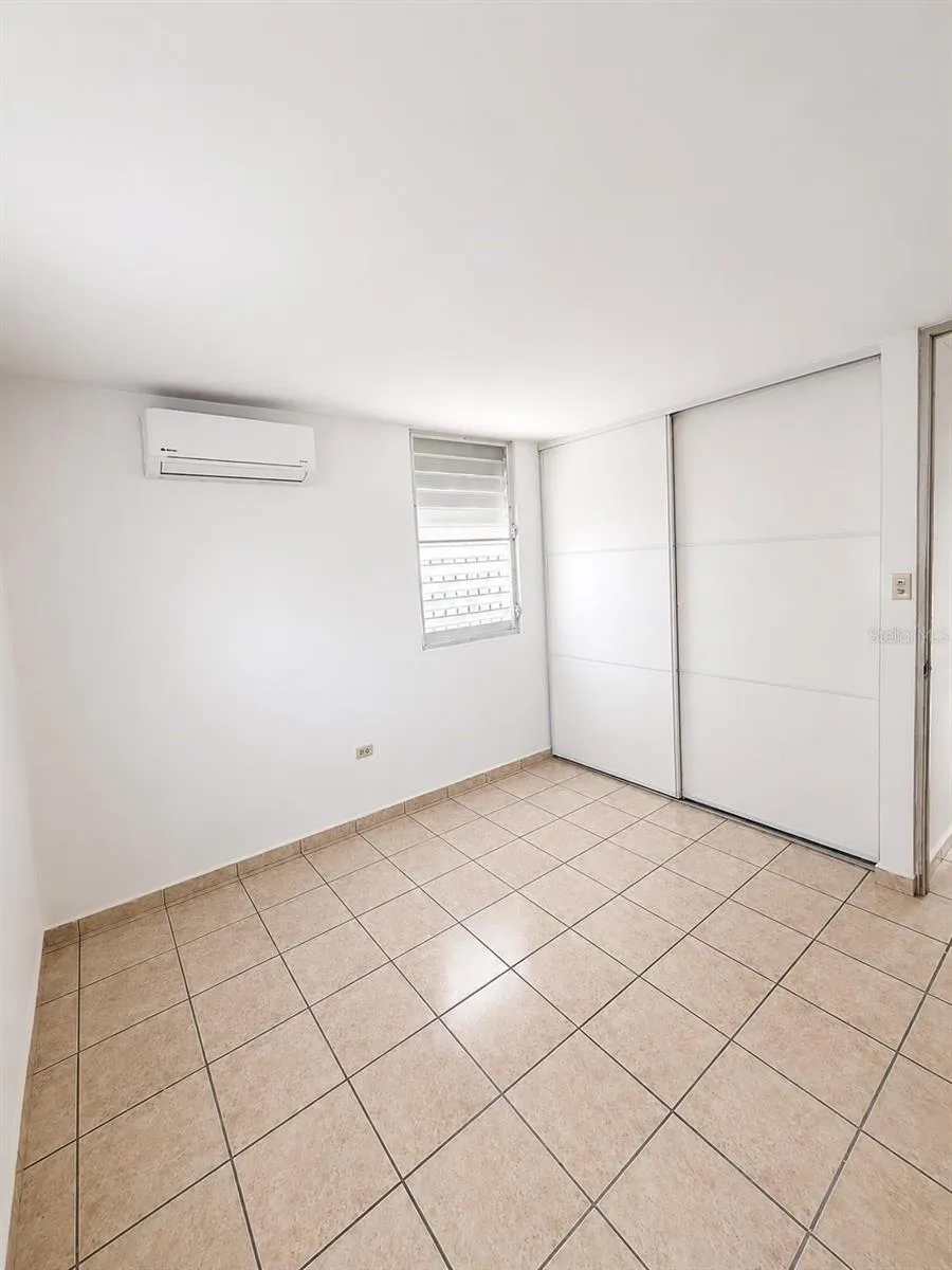 H150 CALLE JUGUILLA URB HACIENDA GUAMANI Guayama, PR 00784